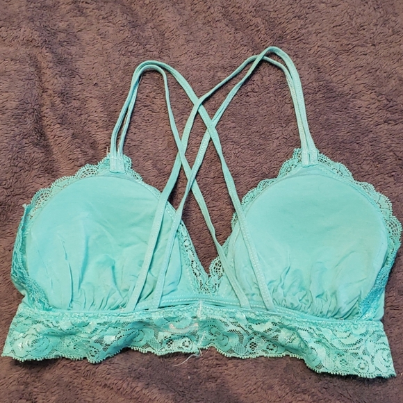 *Last Chance* Mint green lace bralette - Picture 2 of 2